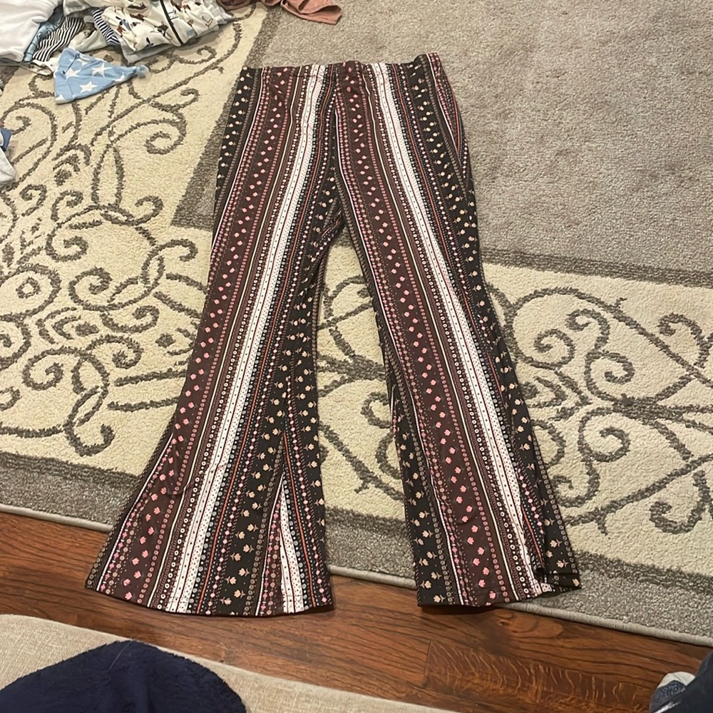 Shein Maternity Patterned Flared Pants size M